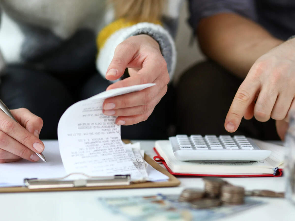Two incomes, Rs 3 lakh a month, yet financial freedom feels distant: The double-income trap
