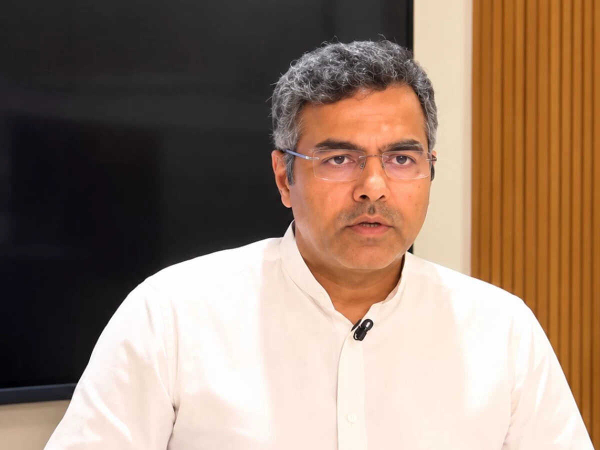 Slap row: Delhi Police files non-cognisable report for voluntarily causing hurt against Parvesh Verma