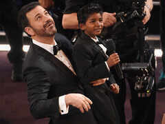 'Lion' star Sunny Pawar steals hearts with 'Lion King' pose at the Oscars 2017